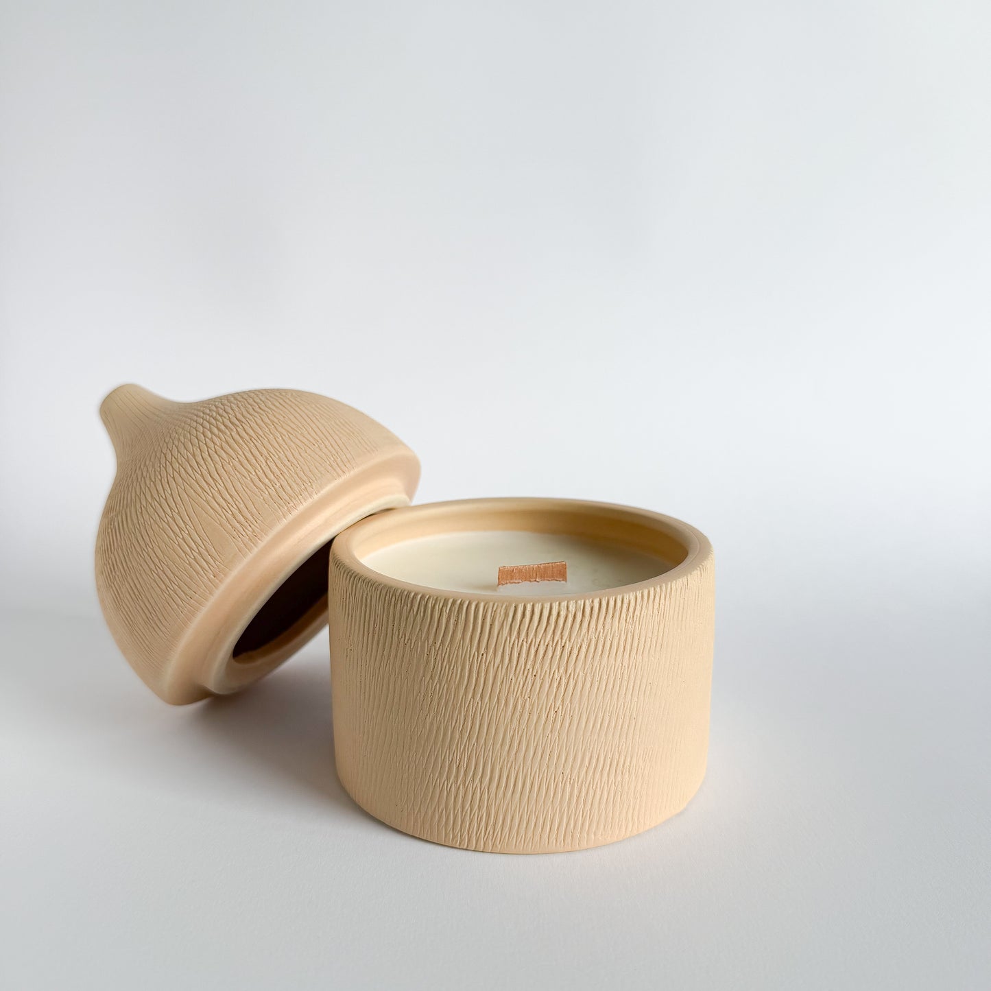 Kerze Cedar Wood & Musk
